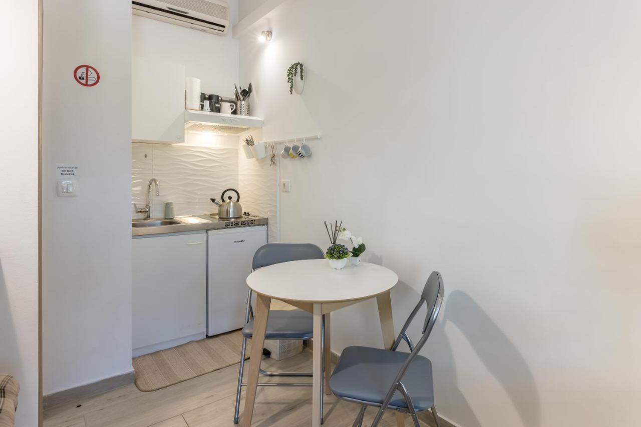 Palomia C Apartment Split Exterior photo